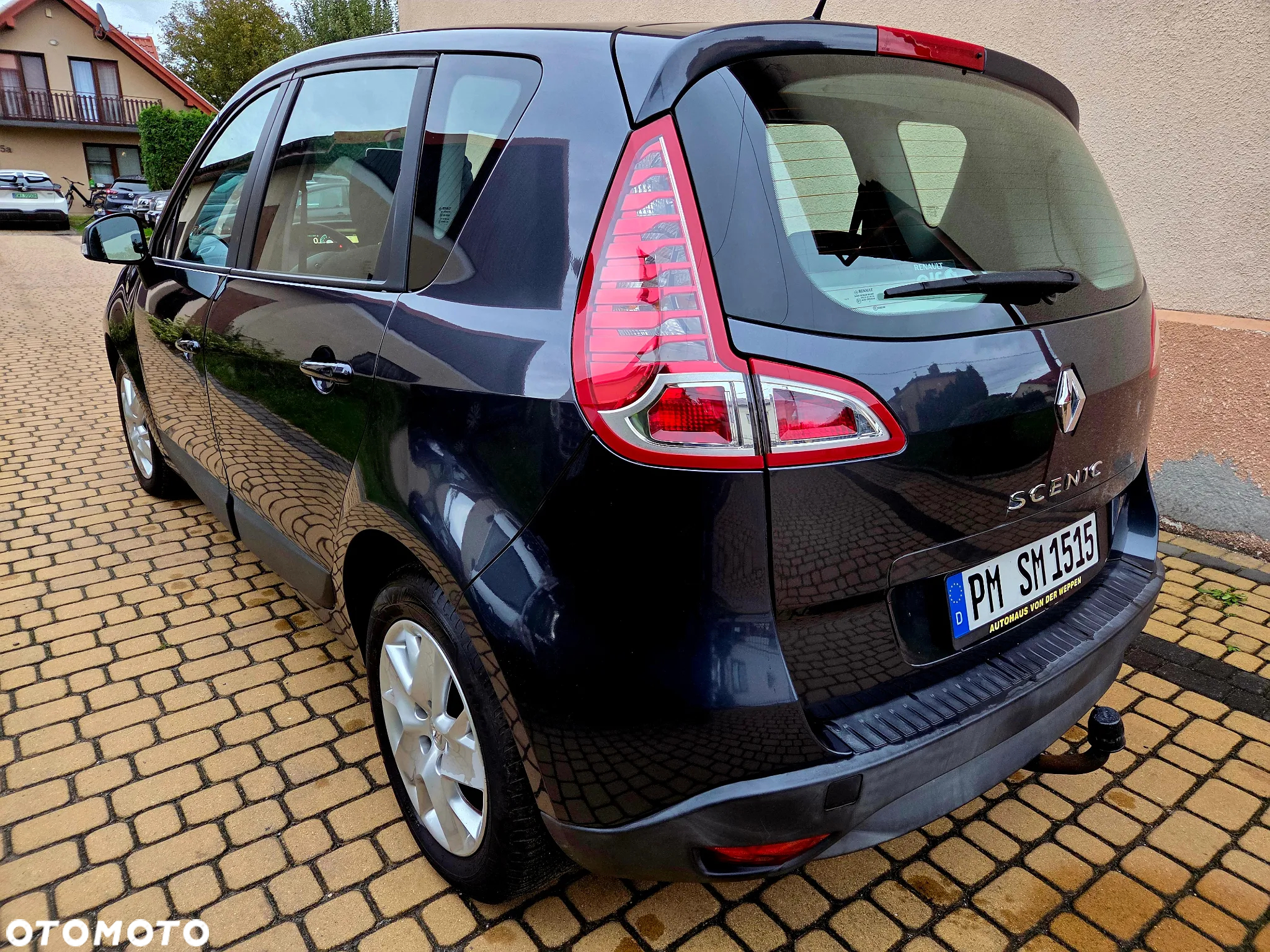 Renault Scenic 1.6 16V 110 TomTom Edition - 9