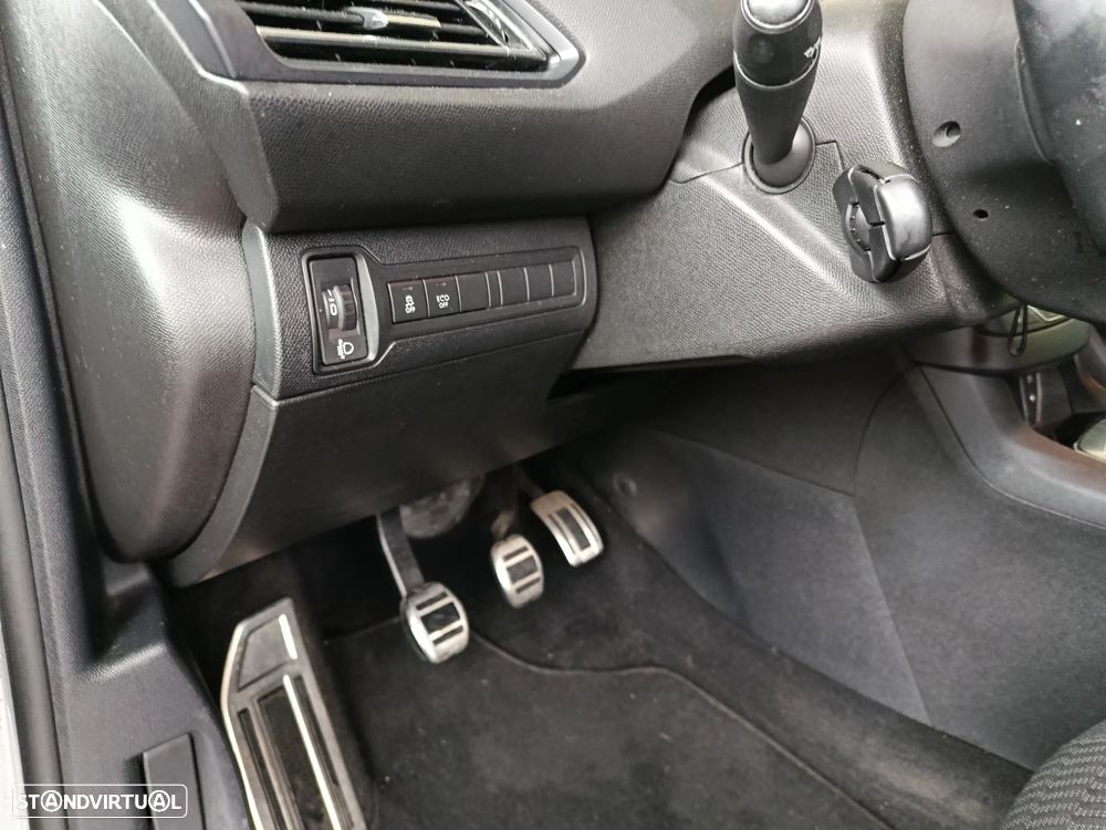 Peugeot 308 SW 1.6 BlueHDi Allure - 16