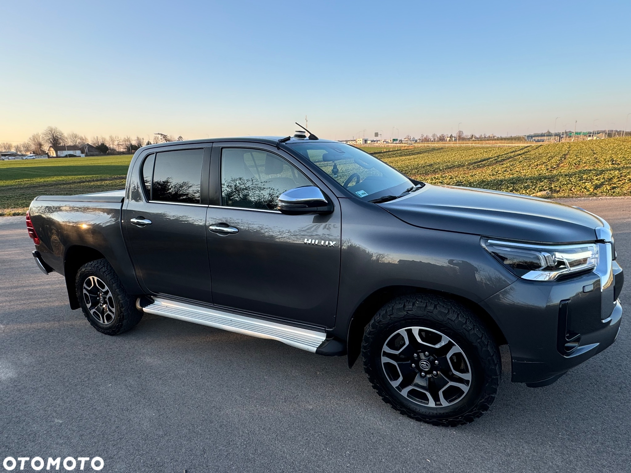 Toyota Hilux 2.8 D-4D Double Cab SR5 4x4