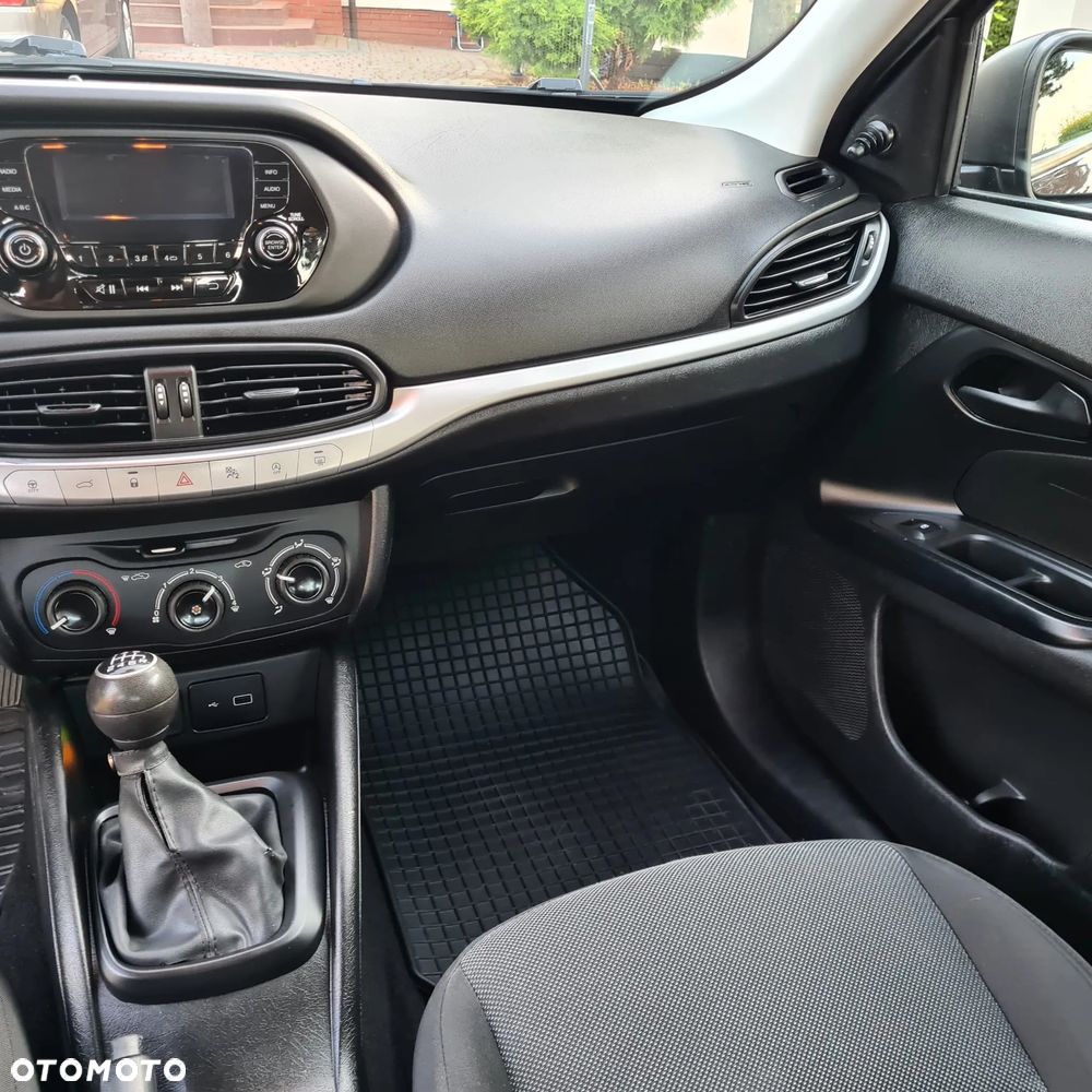 Fiat Tipo 1.4 16V - 11