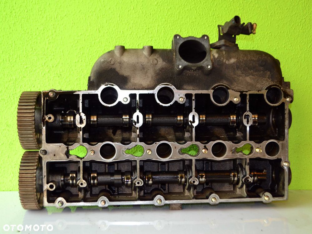 Głowica Silnika CHRYSLER Voyager 2.5 CRDI - 4