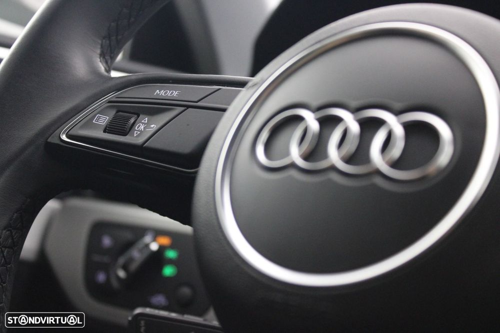 Audi A4 Avant 30 TDI S tronic — fotografia 10