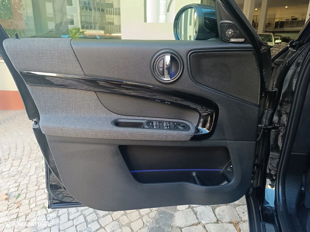 MINI Countryman Cooper SE Premium P. Essential Auto - 15