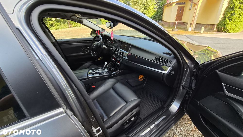 BMW Seria 5 520d - 11