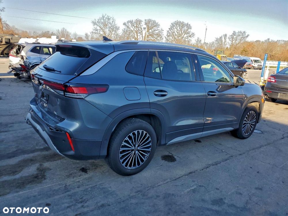 Volkswagen Tiguan - 4