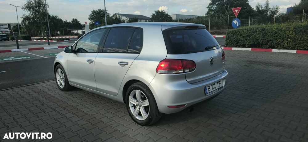VOLKSWAGEN Golf 2010 — imagine 8