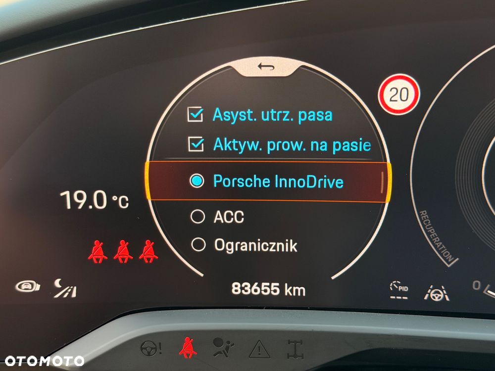 Porsche Taycan - 13