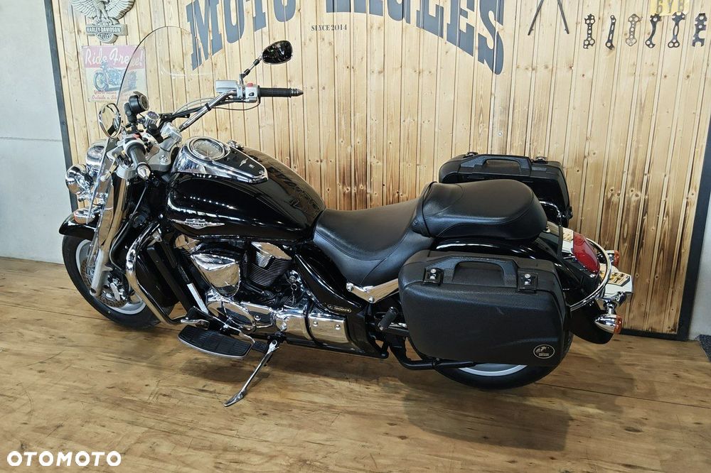 Suzuki Intruder - 21