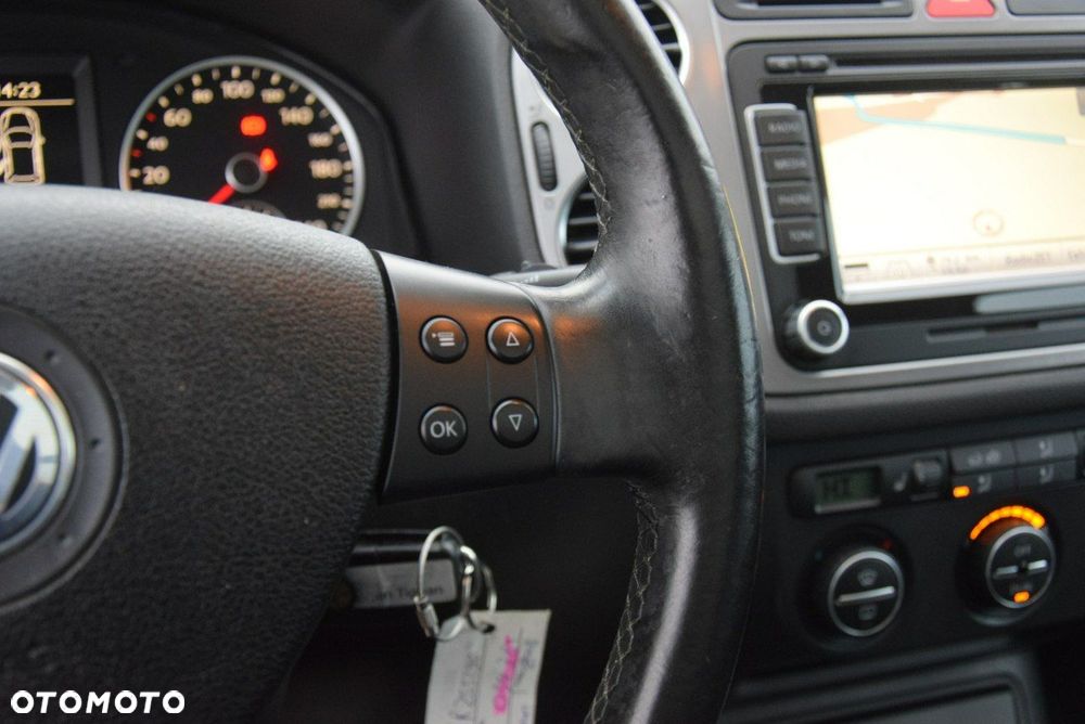 Volkswagen Tiguan 2.0 TDI DPF BlueMotion Technology Sport & Style - 36