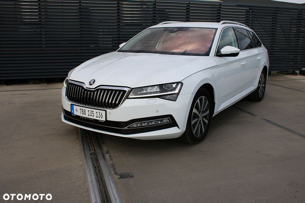Skoda Superb 2.0 TDI SCR Style DSG - 12