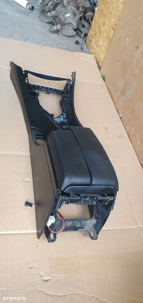 Tunel środkowy podłokietnik skóra skórzany BMW 3 E90 - 3