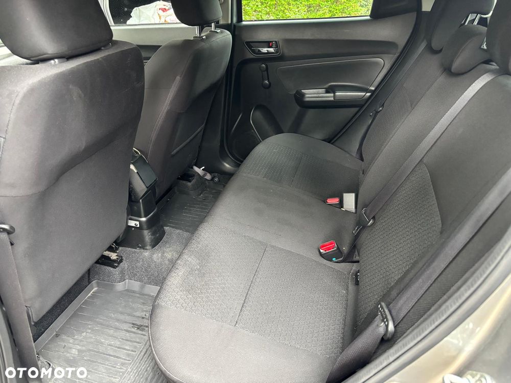 Suzuki Swift - 9