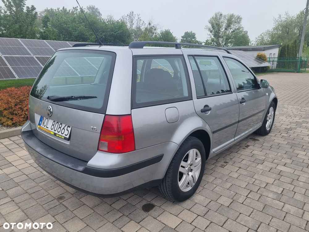 Volkswagen Golf 1.6 Trendline - 4