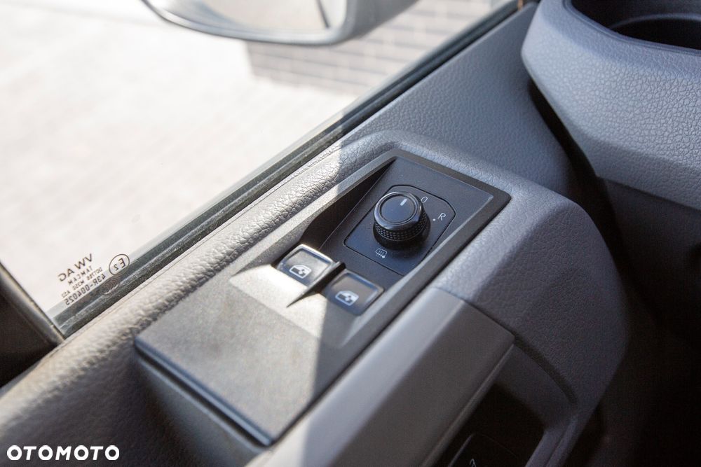 Volkswagen CRAFTER 7-OSÓB *Brygadówka* wersja KRAJOWY - 9