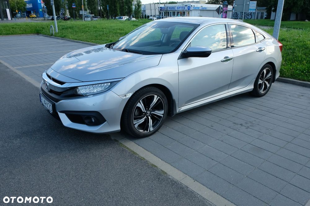 Honda Civic 1.5 T Executive CVT - 3
