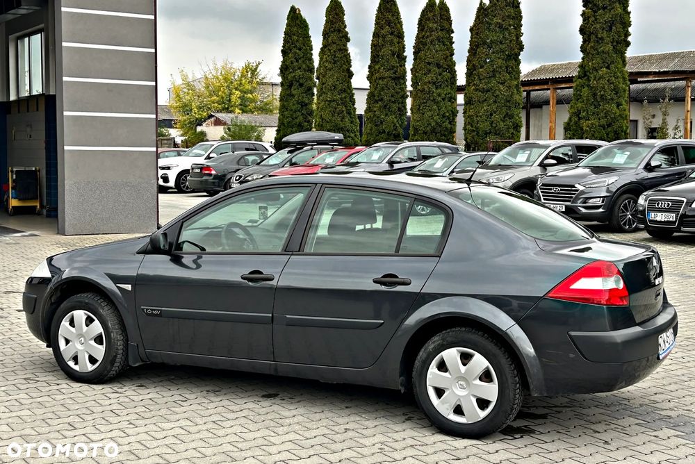 Renault Megane 1.6 Confort Expression - 17
