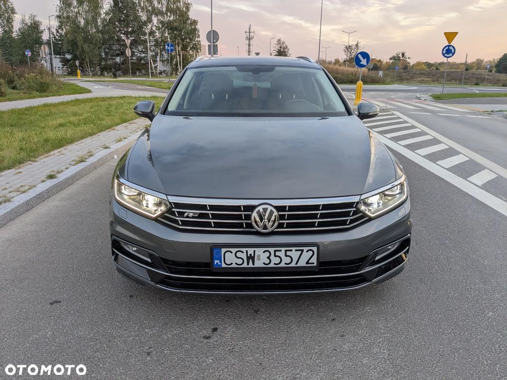 Volkswagen Passat 1.6 TDI SCR DSG Comfortline - 2