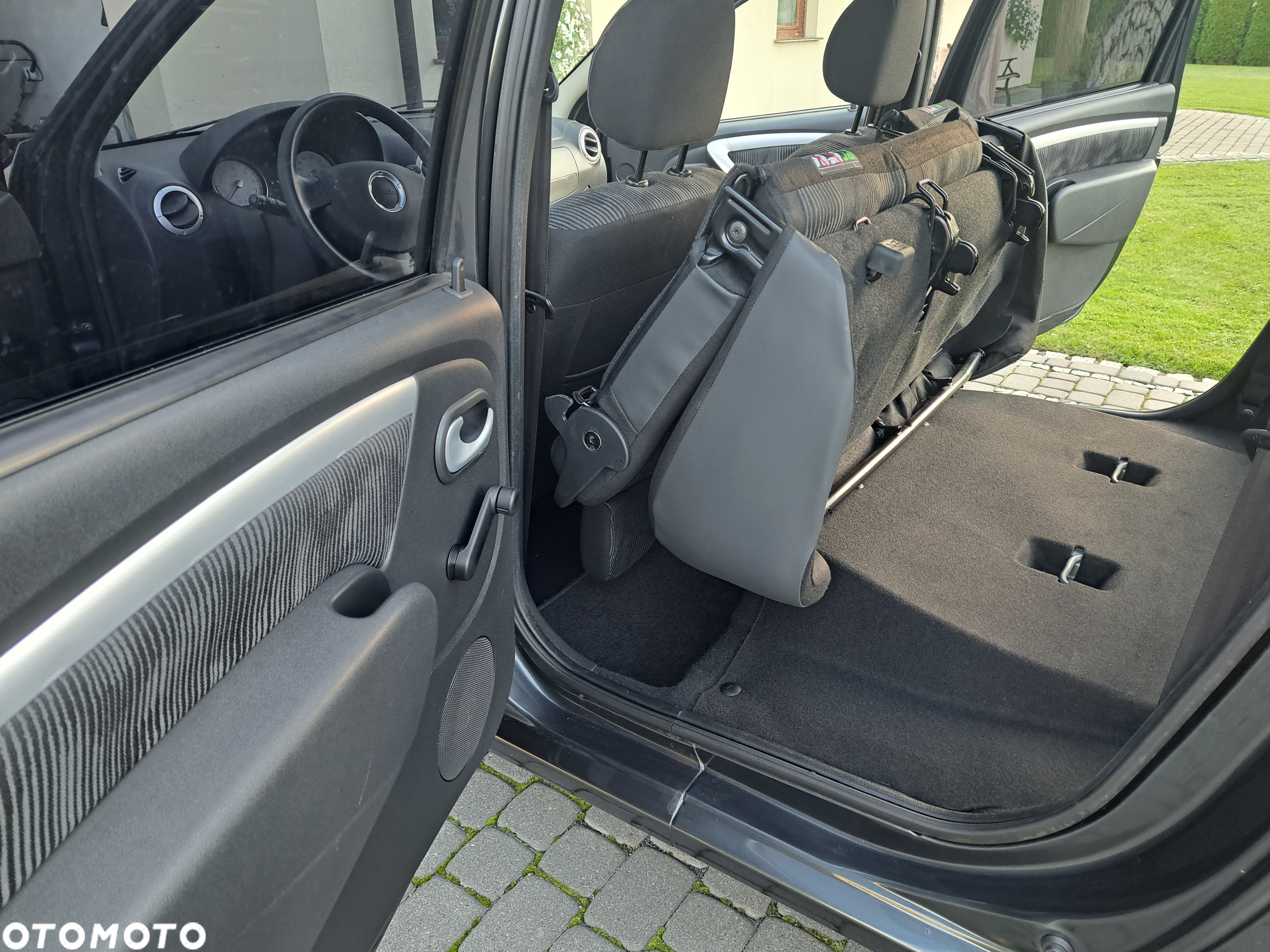 Dacia Logan MCV 1.6 16V Laureate - 27