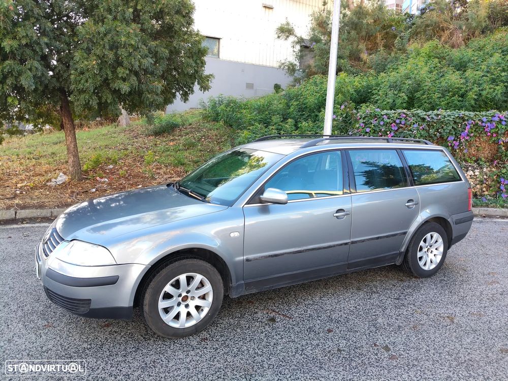 VW Passat Variant 1.9 TDi Confortline - 3