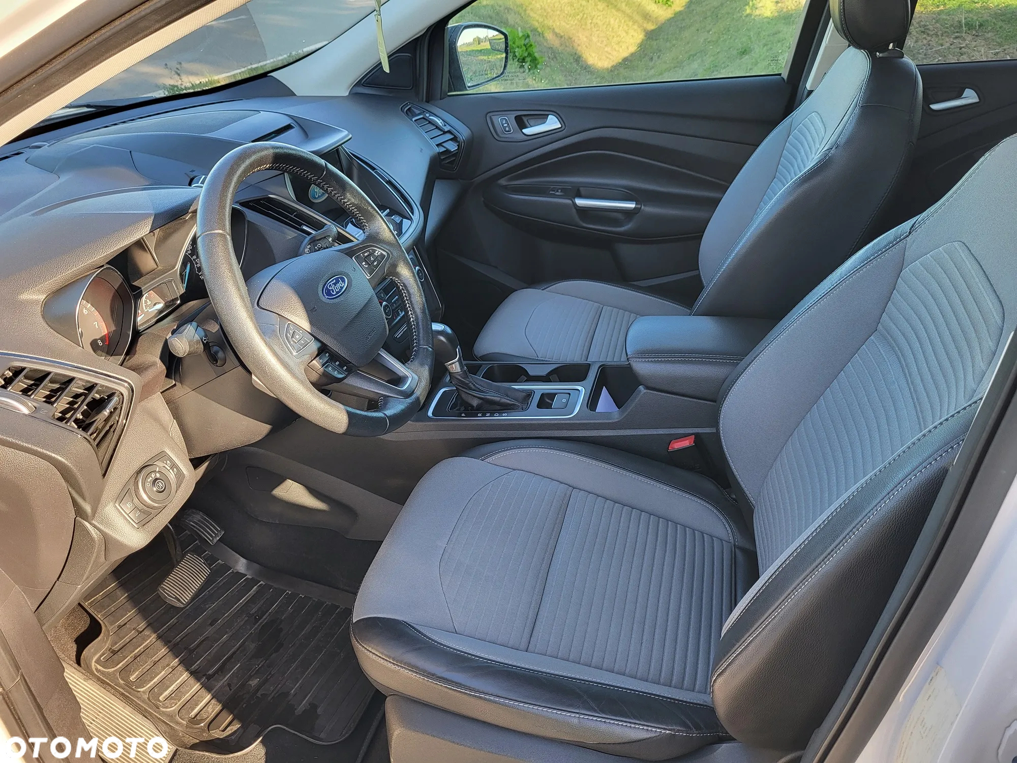 Ford Escape 2.0 EcoBoost AWD Titanium - 6