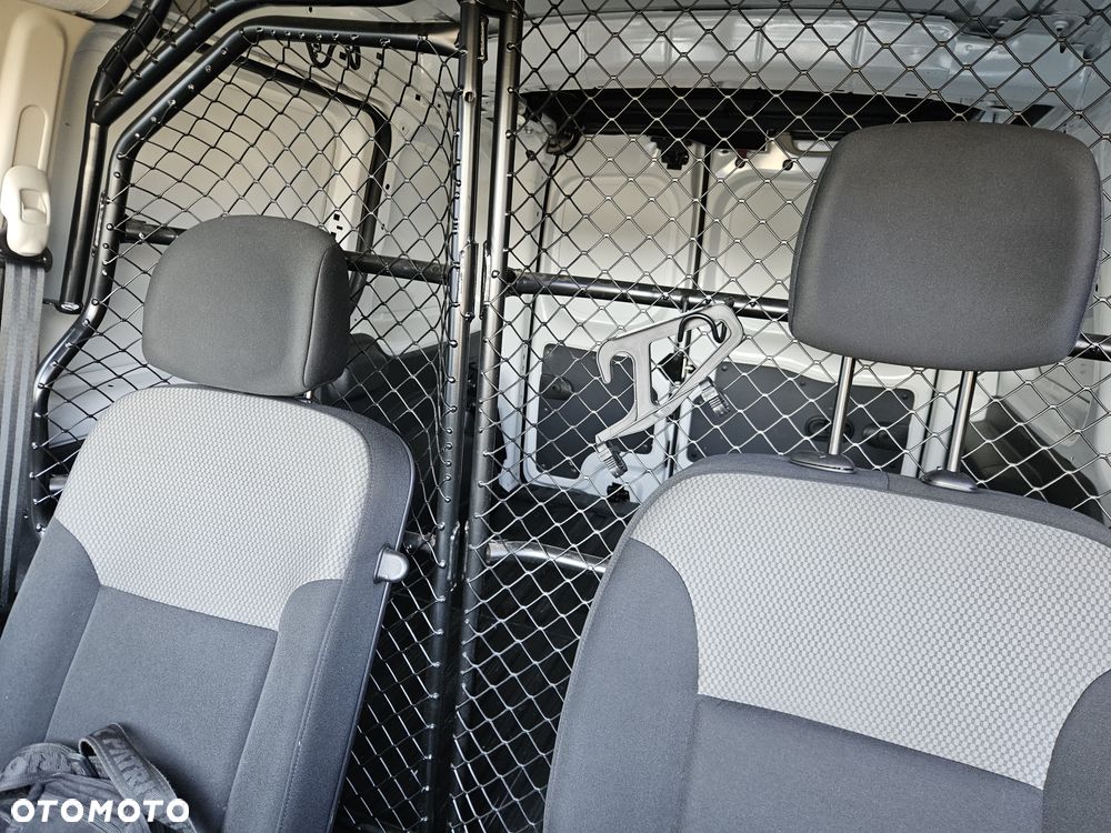 Renault Kangoo - 36