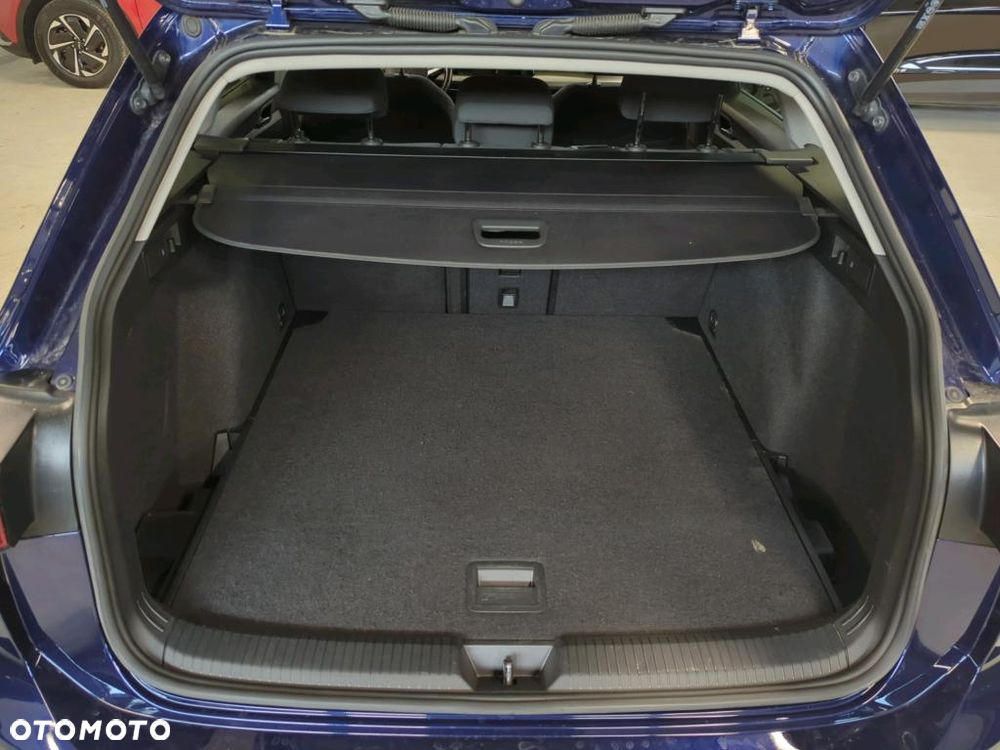 Volkswagen Golf 1.5 TSI EVO Life - 17