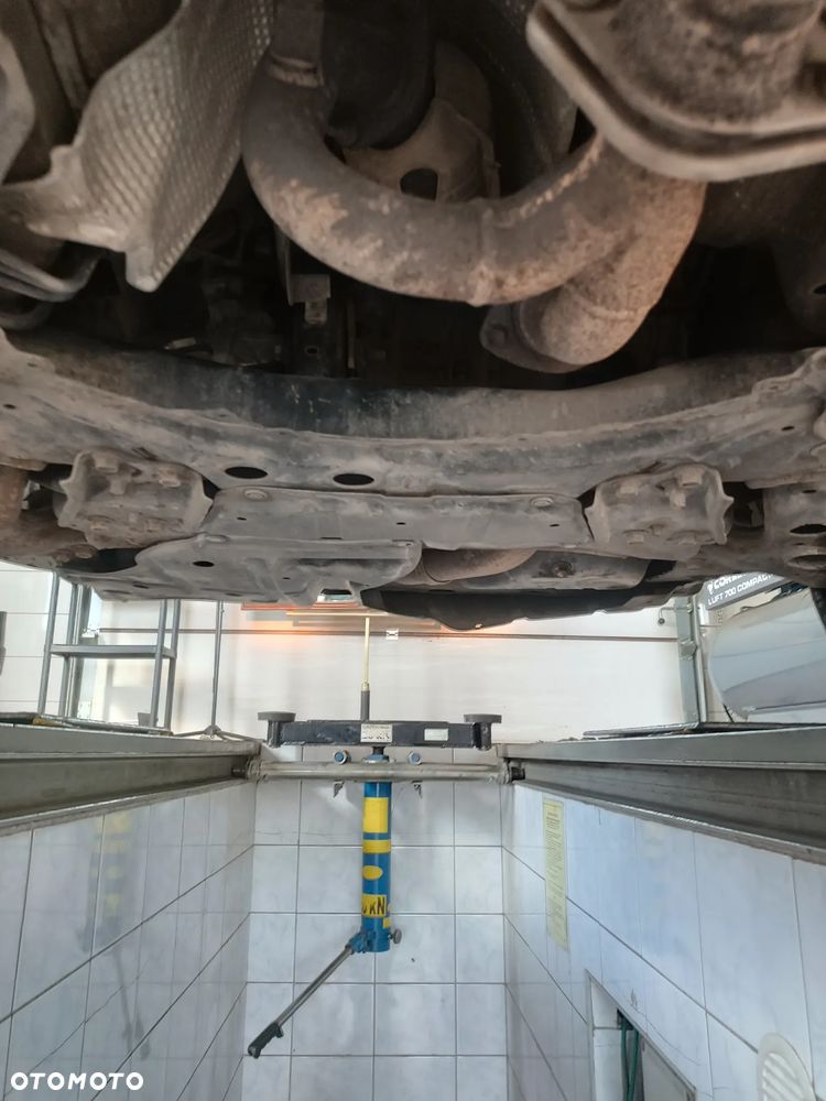 Toyota RAV4 3.5 V6 Sport - 13