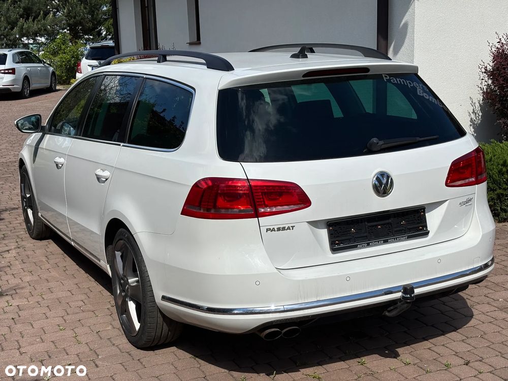 Volkswagen Passat Variant 2.0 TDI DPF Sportline - 9