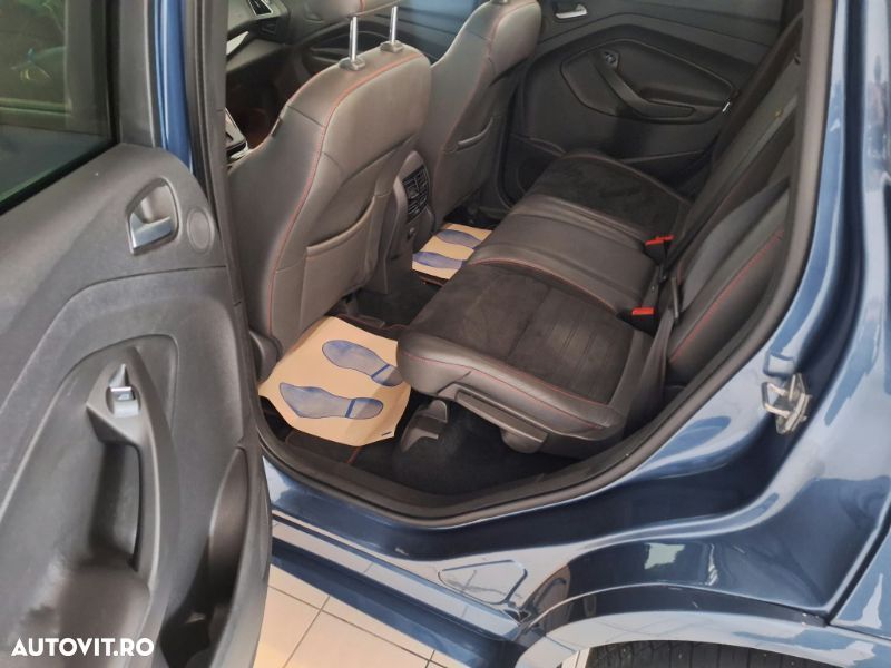 Ford Kuga 2.0 TDCi 4WD Powershift ST-Line - 15