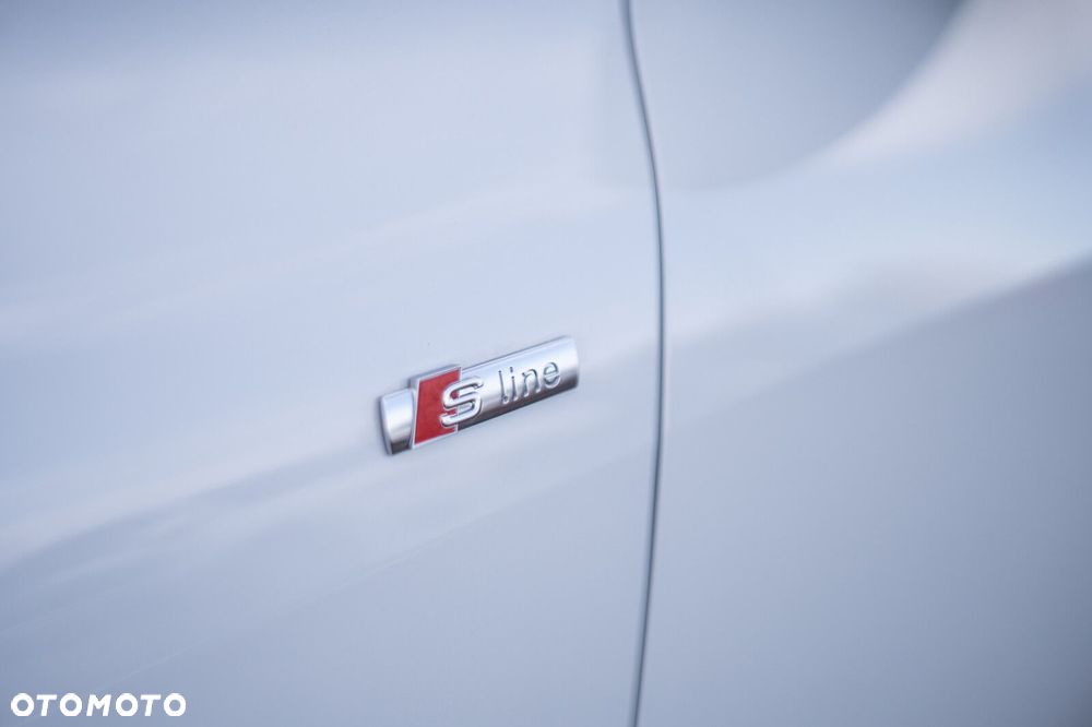 Audi Q5 Sportback - 8