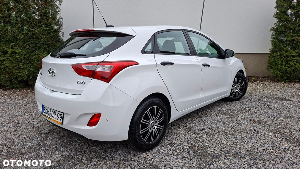 Hyundai i30 1.4 Fifa World Cup Edition - 24