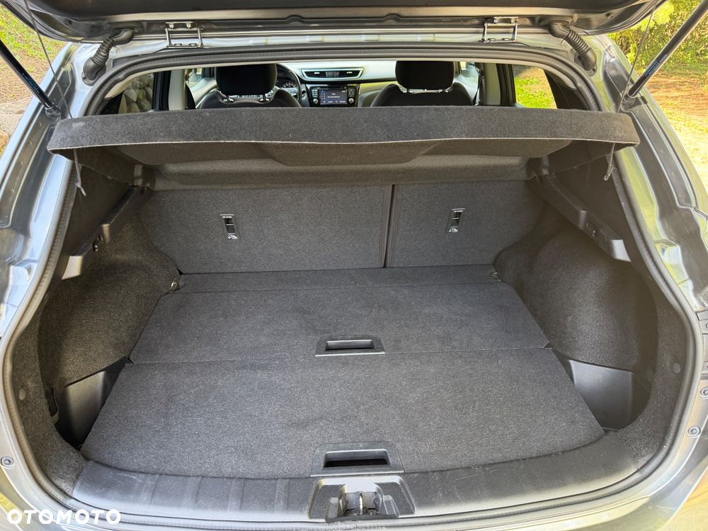 Nissan Qashqai 1.3 DIG-T Acenta EU6d - 17