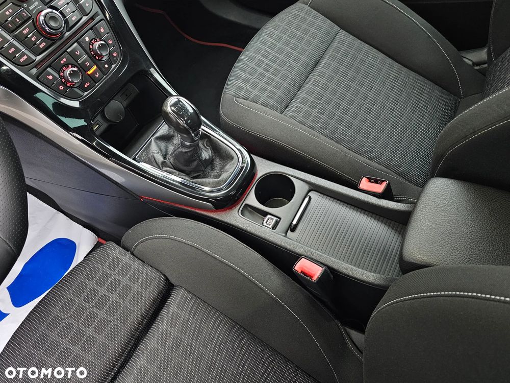 Opel Astra 2.0 CDTI BiTurbo ecoFLEX Start/Stop - 29