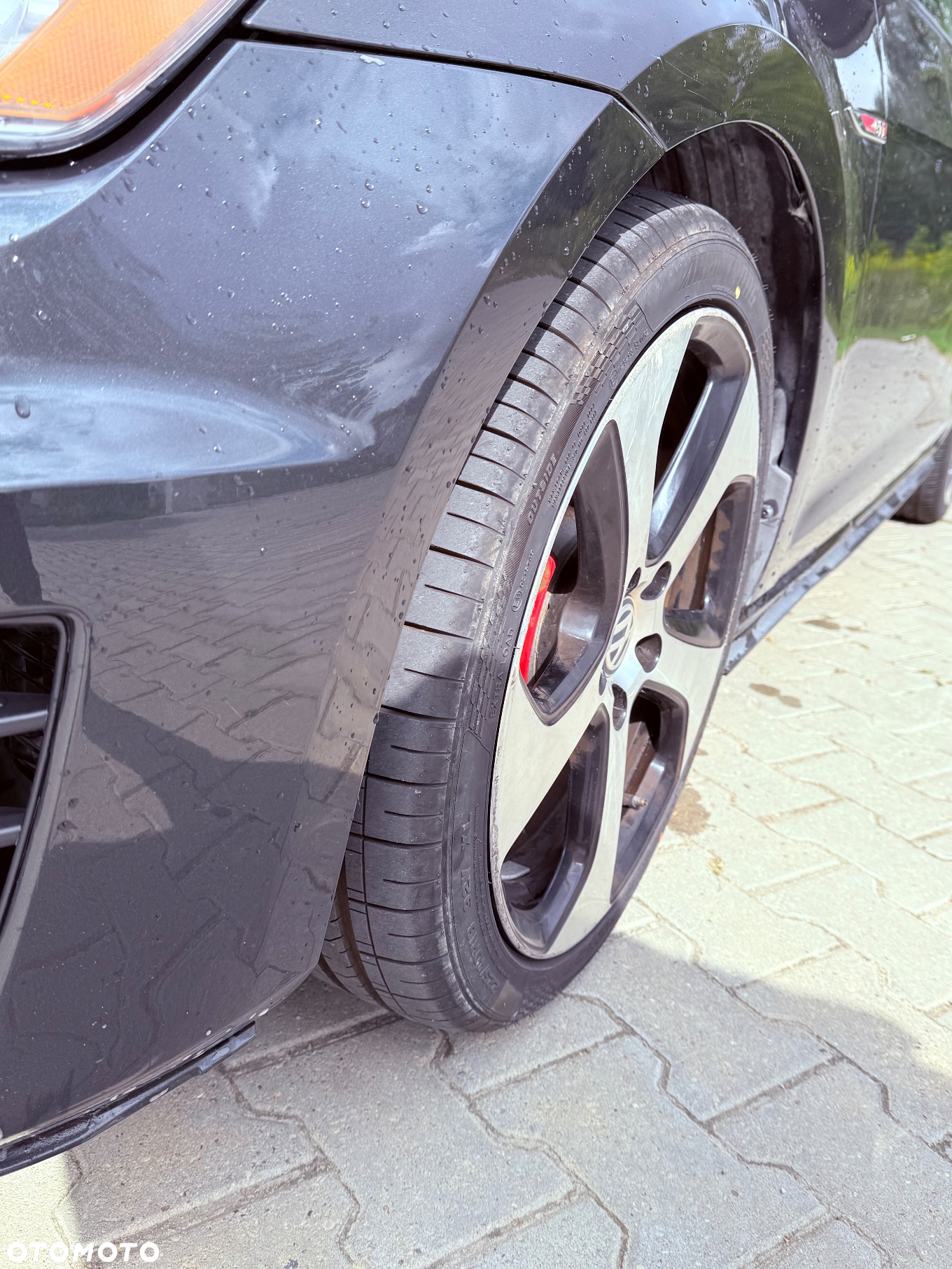 Volkswagen Golf GTI (BlueMotion Technology) DSG - 4