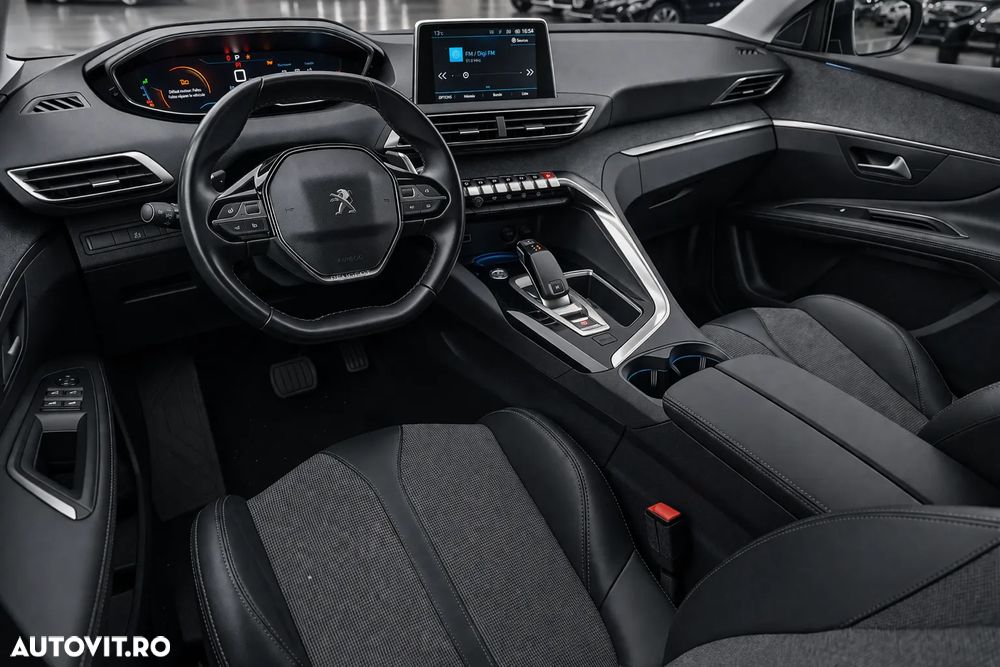 Peugeot 3008 1.6 PureTech Turbo S&S EAT8 Allure - 5