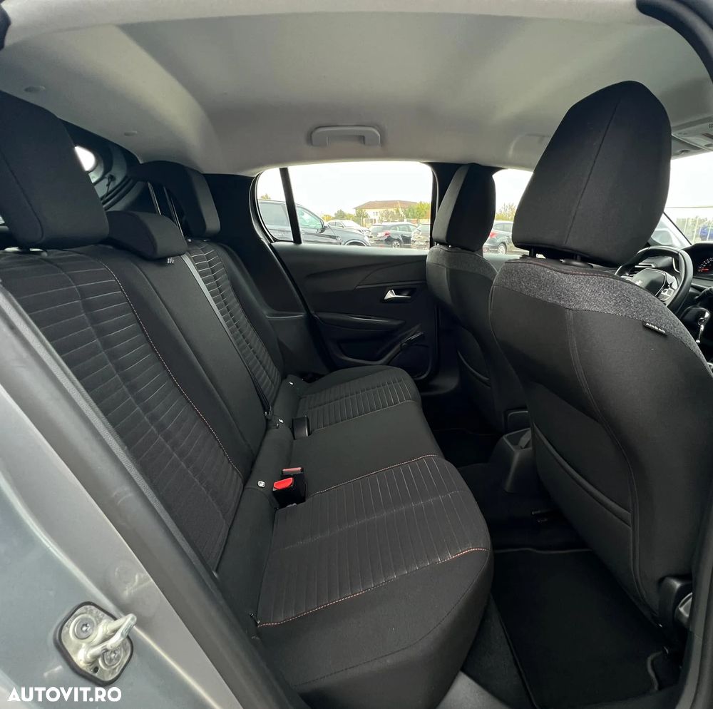 Peugeot 208 PureTech 100 Business - 16