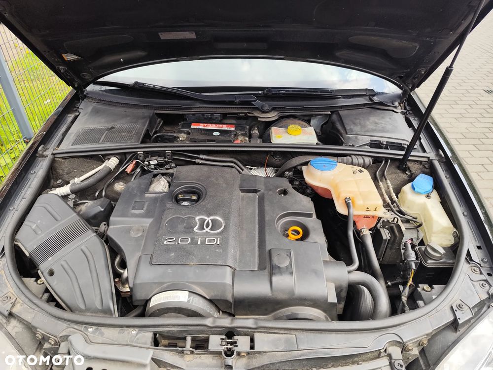 Audi A4 Avant 2.0 TDI - 11