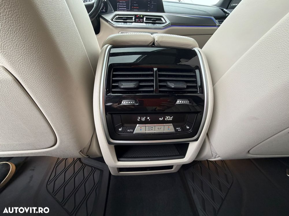 BMW X5 M M50d - 15