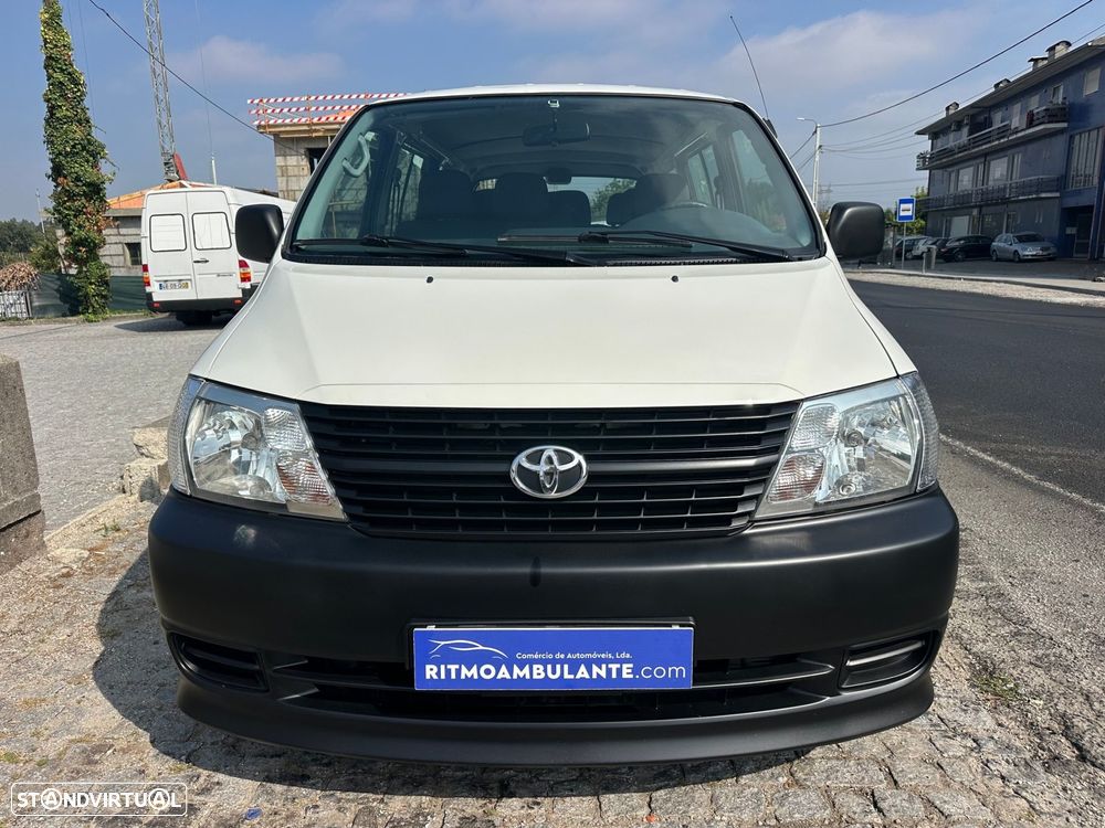 Toyota HiAce 2.5 D-4D Curto 2.8T AC - 2