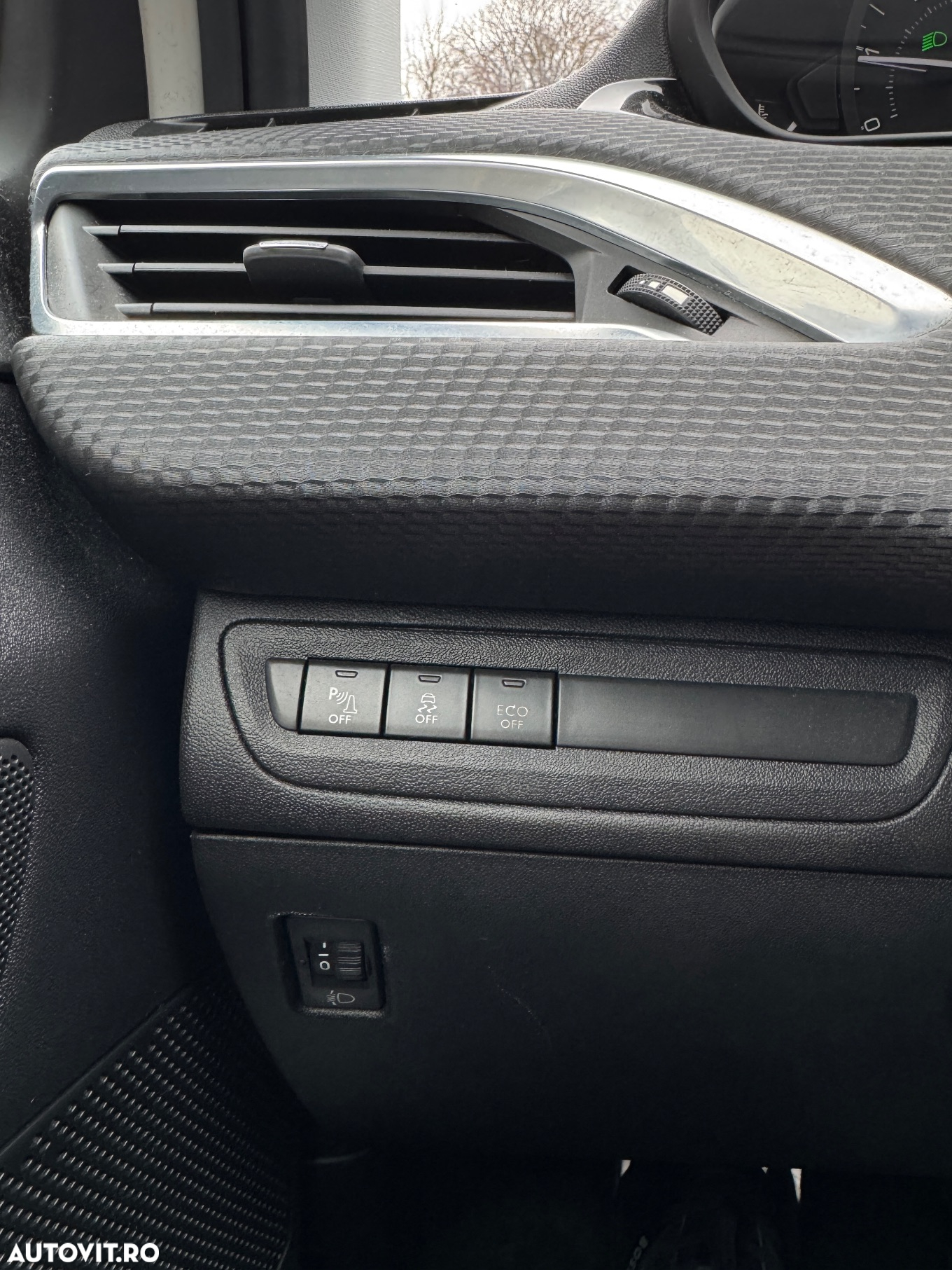 Peugeot 208 Blue-HDi 100 Stop&Start Allure - 19