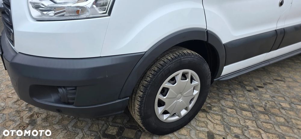 Ford Transit - 25