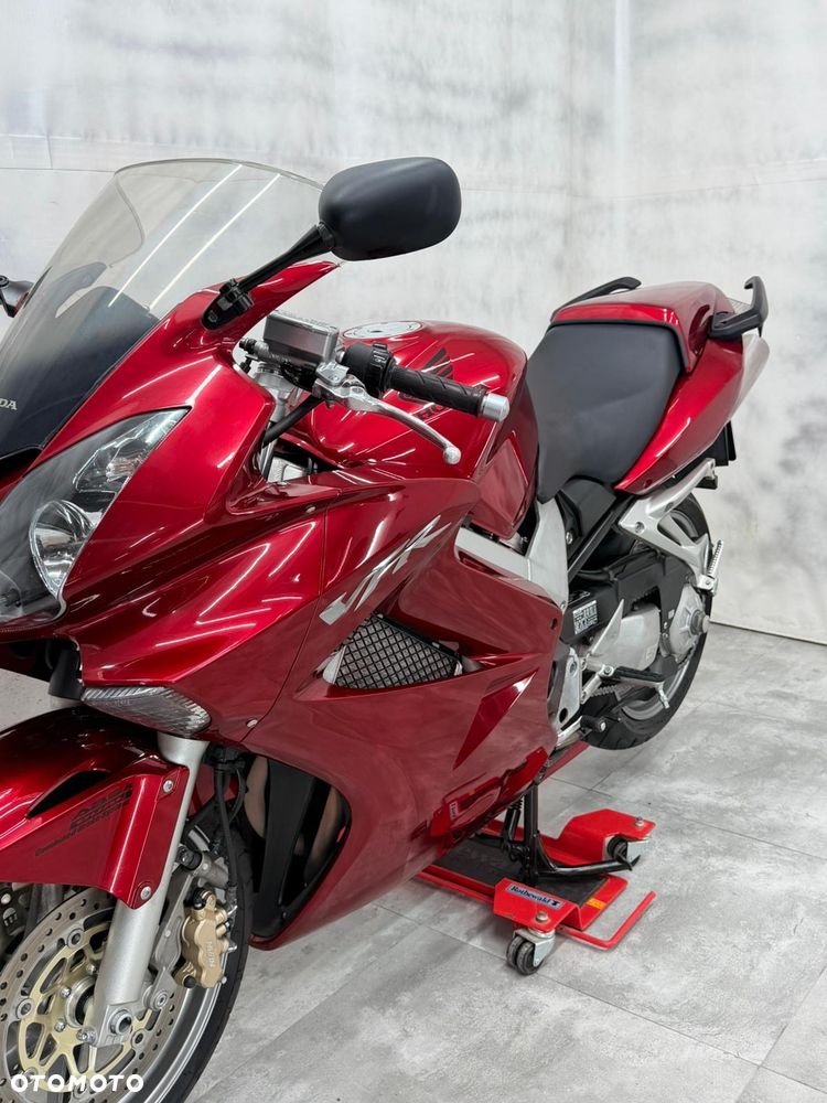 Honda VFR - 20