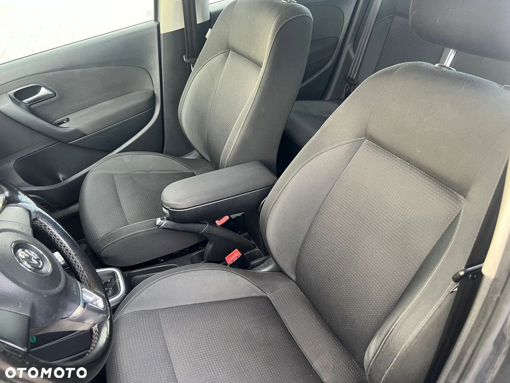 Volkswagen Polo 1.6 TDI DPF BlueMot Highline - 14