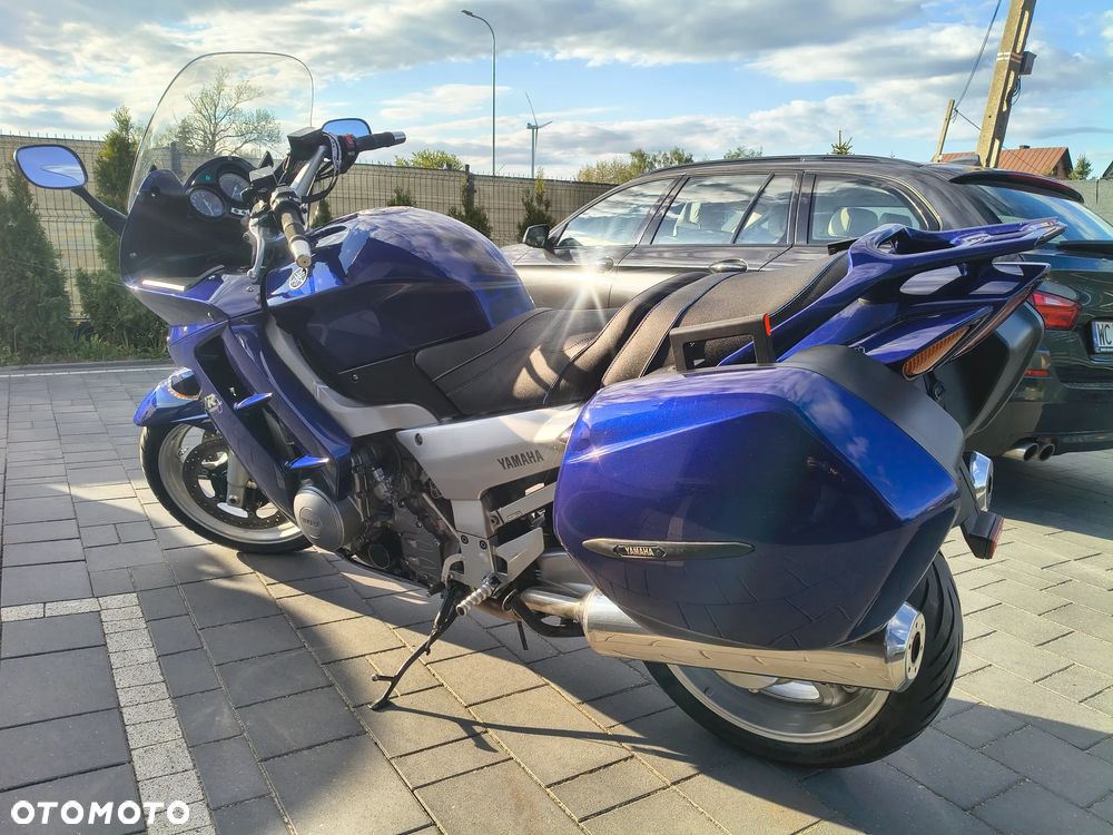 Yamaha FJR - 3