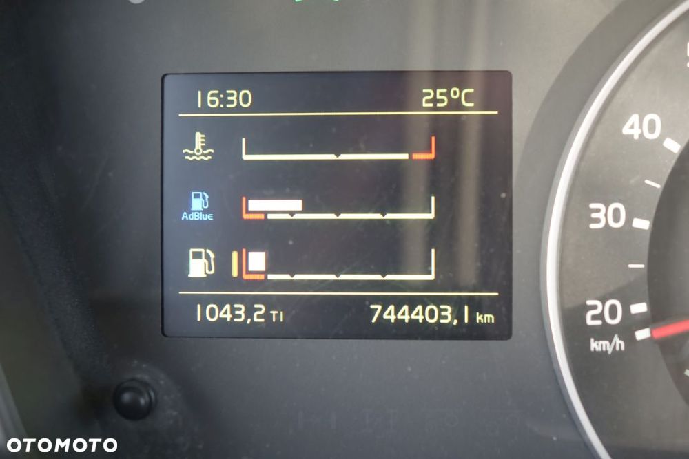 Volvo FH 500 GLOBETROTTER / EURO 6 / STANDARD / AUTOMAT / KLIMATYZACJA POSTOJOWA / LODÓWKA / 2 ZBIORNIKI - 30