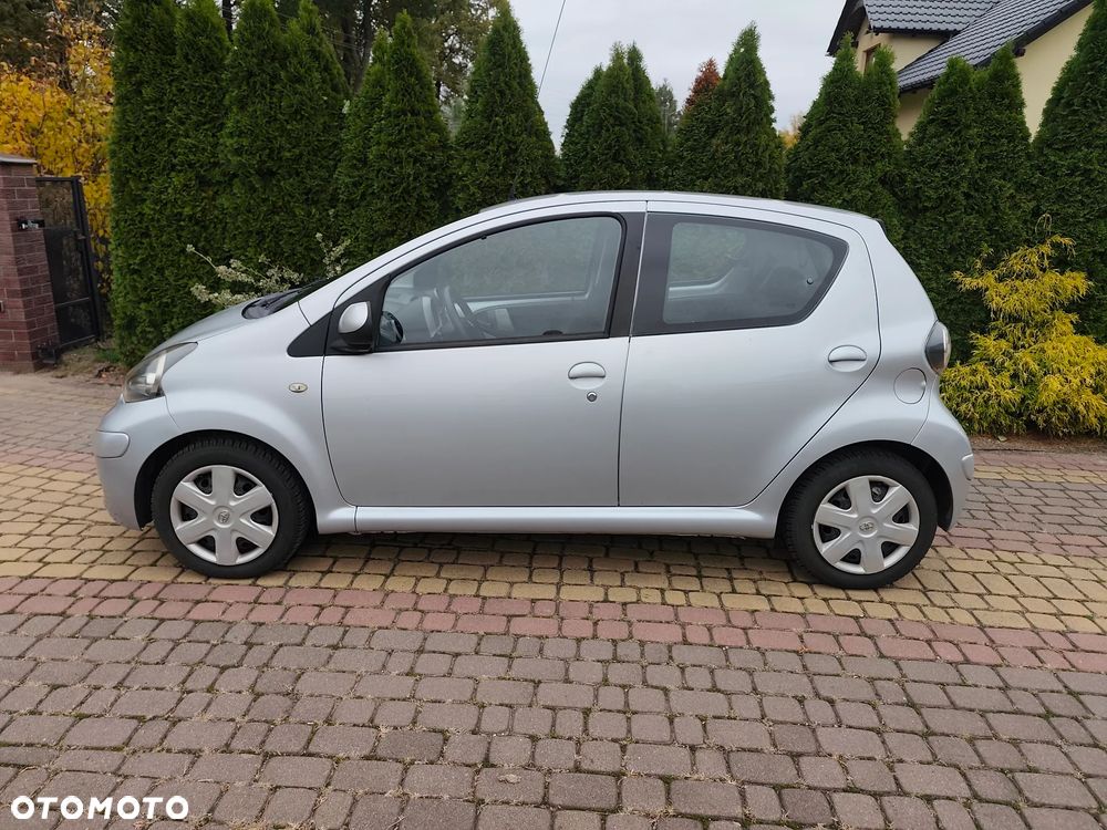Toyota Aygo 1.0 VVT-i Luna EU5 - 2