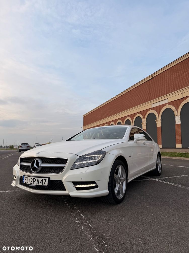 Mercedes-Benz CLS 500 4Matic BlueEFFICIENCY 7G-TRONIC Edition 1 - 2