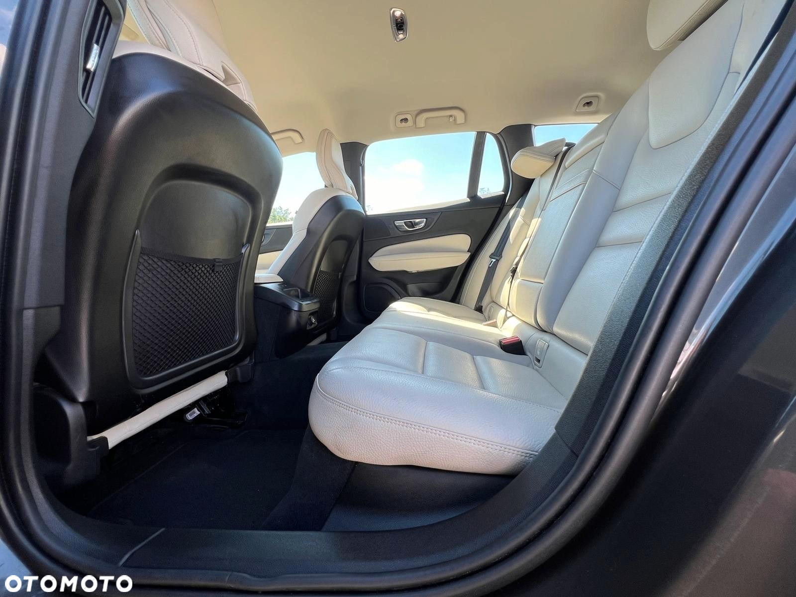 Volvo V60 D4 SCR AWD - 21