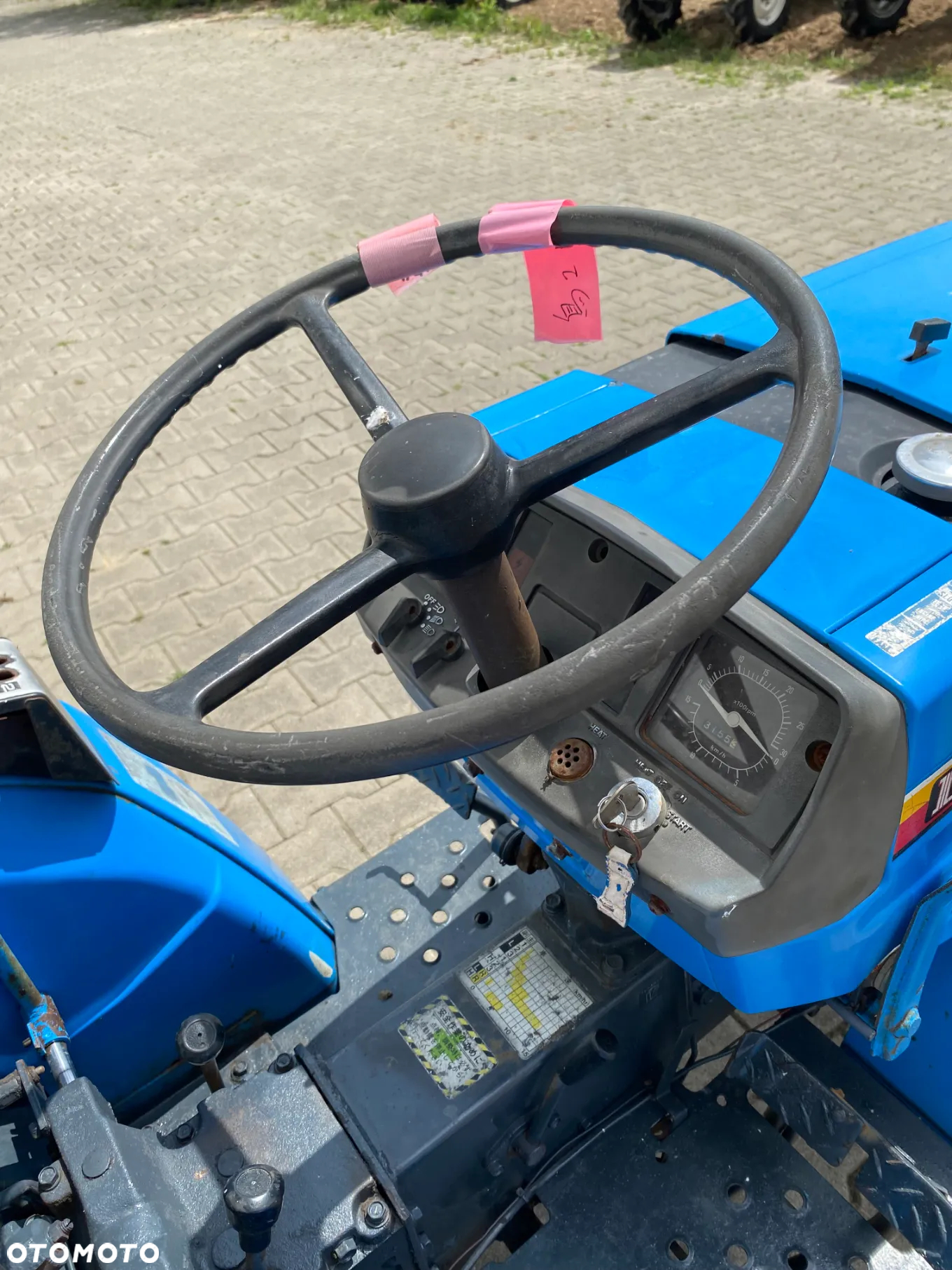 Mitsubishi MT1401 - 4
