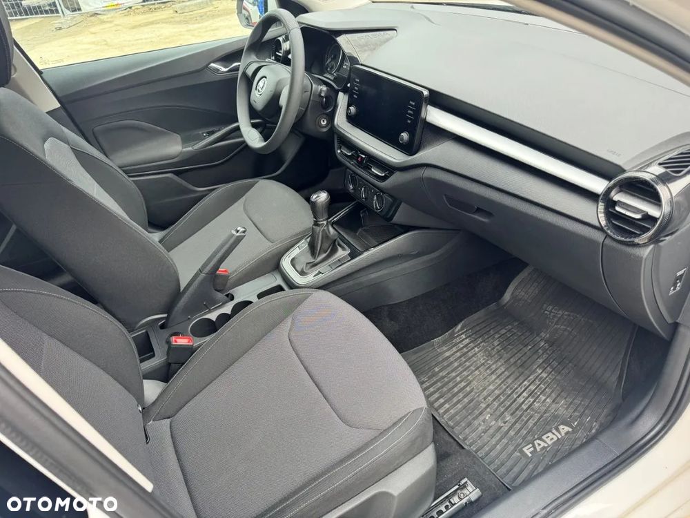 Skoda Fabia 1.0 TSI Ambition - 13